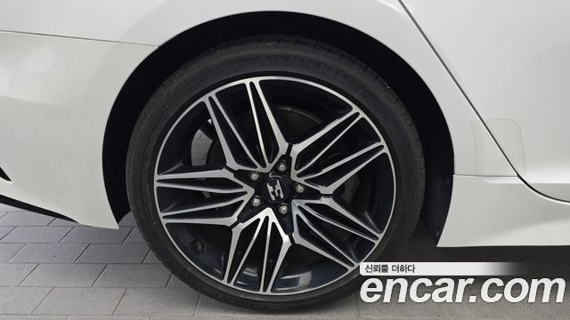 Kia Stinger из Кореи Encar