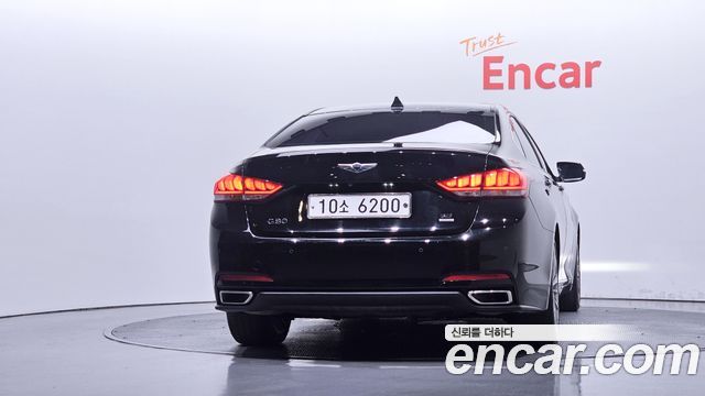 Hyundai Genesis из Кореи Encar