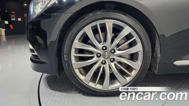 Hyundai Genesis из Кореи Encar