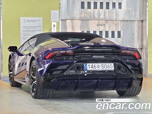 Lamborghini Huracan LP640-4 EVO Spyder — пробег 9 000 км — фото 4 из 5