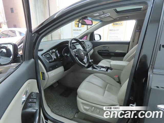 Kia Carnival из Кореи Encar