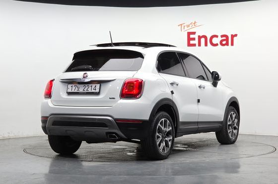Fiat 500X 2.0 Diesel Cross AWD — пробег 87 504 км — фото 2 из 5