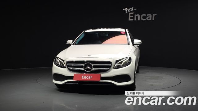 Mercedes-Benz E-Class из Кореи Encar