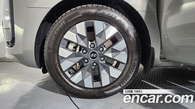 Hyundai Staria из Кореи Encar