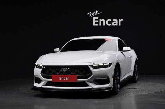 Ford Mustang 2.3 EcoBoost Premium Coupe — пробег 10 935 км — фото 3 из 5