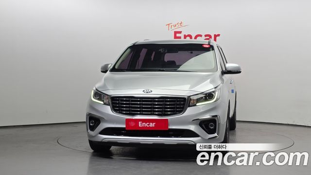 Kia Carnival из Кореи Encar