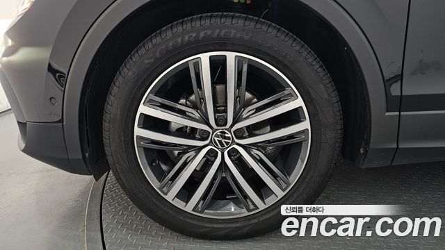 Volkswagen Tiguan из Кореи Encar