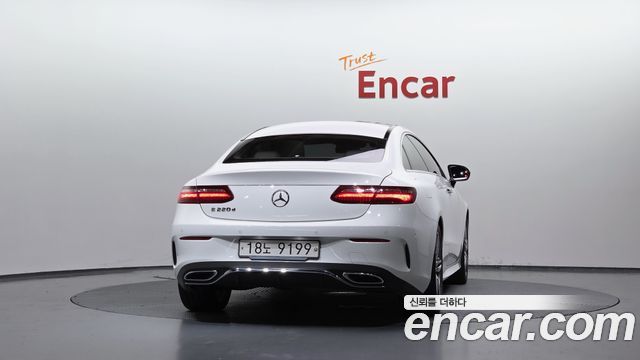 Mercedes-Benz E-Class из Кореи Encar