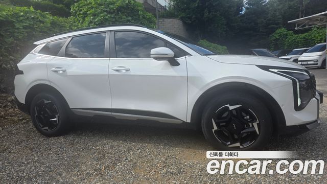 Kia Sportage HEV 1.6 4WD Signature — пробег 37 000 км — фото 3 из 5