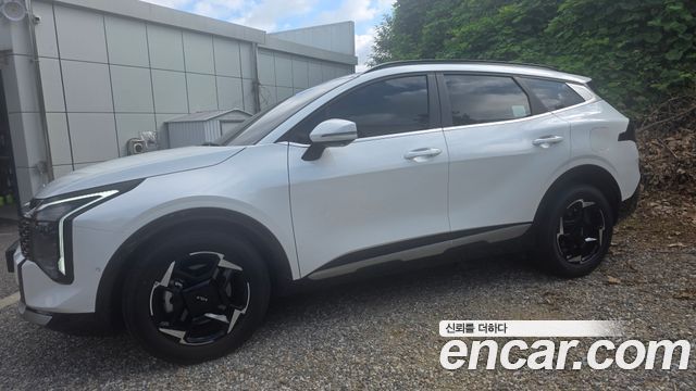 Kia Sportage HEV 1.6 4WD Signature — пробег 37 000 км — фото 4 из 5