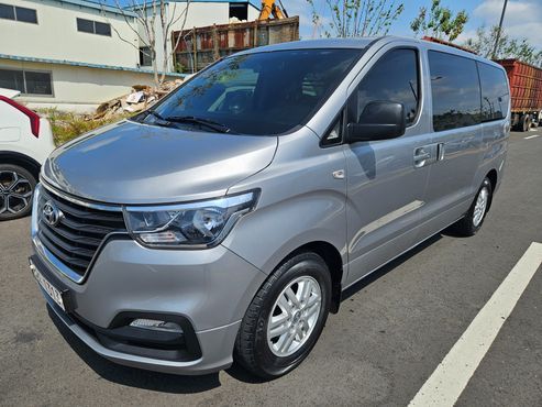 Hyundai Starex Van 3-Seater Smart — пробег 77 136 км — фото 1 из 5