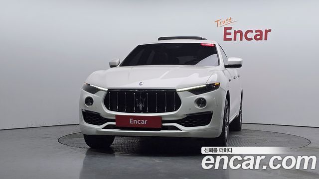 Maserati Levante из Кореи Encar