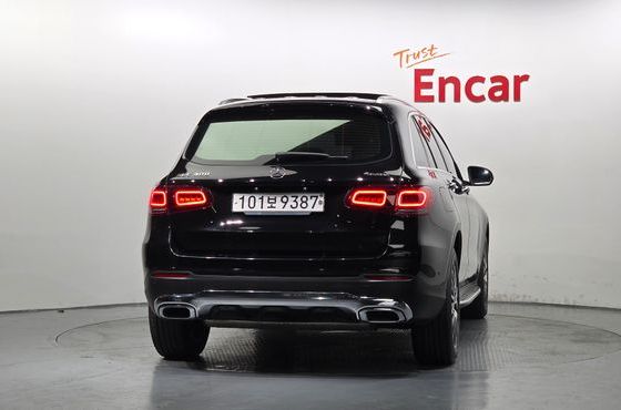 Mercedes-Benz GLC-Class GLC300 4MATIC — пробег 62 479 км — фото 4 из 5