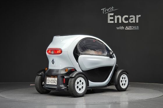 Renault (Samsung) Twizy Life(2-Seater) — пробег 2 513 км — фото 2 из 5