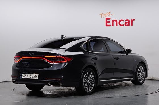 Hyundai Grandeur Premium — пробег 242 553 км — фото 3 из 5