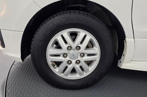 Hyundai Starex Van 5-Seater Modern — пробег 118 625 км — фото 5 из 5