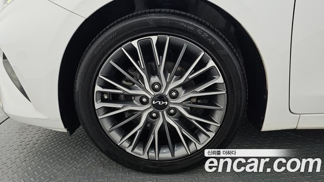 Kia K3 из Кореи Encar