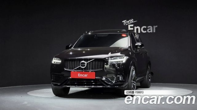 Volvo XC90 T8 R-Design Hybrid — пробег 126 528 км — фото 3 из 5