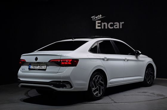 Volkswagen Jetta 1.5 TSI Prestige — пробег 25 785 км — фото 2 из 5