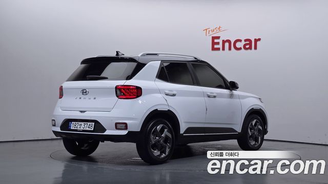 Hyundai Venue из Кореи Encar