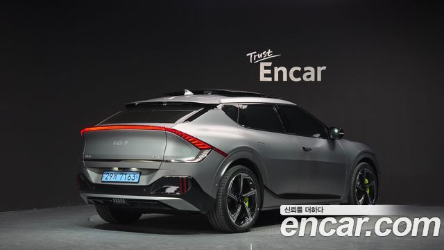 Kia EV6 GT 4WD — пробег 75 133 км — фото 2 из 5