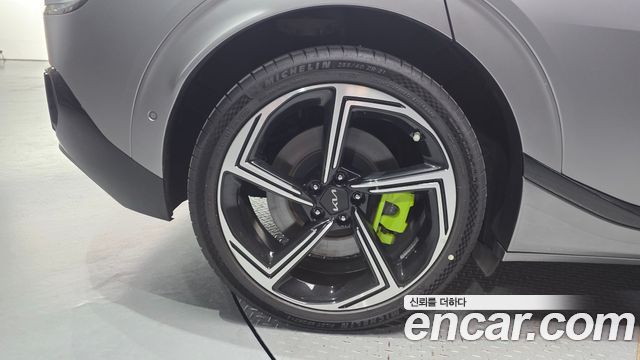 Kia EV6 GT 4WD — пробег 75 133 км — фото 5 из 5