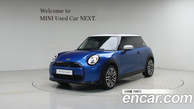Mini Cooper Classic — пробег 4 465 км — фото 1 из 5