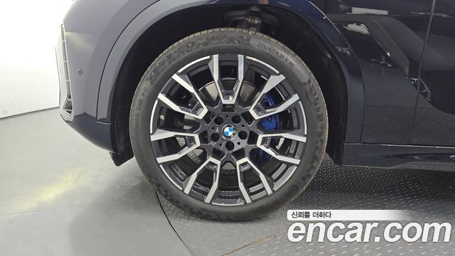 BMW X6 xDrive40i M Sport — пробег 25 354 км — фото 5 из 5