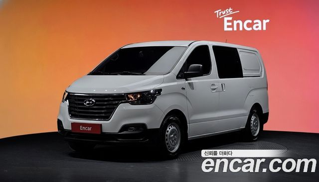 Hyundai Starex Van 5-Seater Style — пробег 117 904 км — фото 1 из 5
