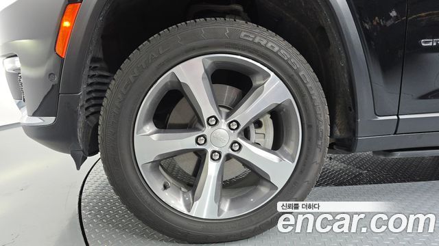 Jeep Cherokee 3.6 Limited — пробег 30 968 км — фото 5 из 5