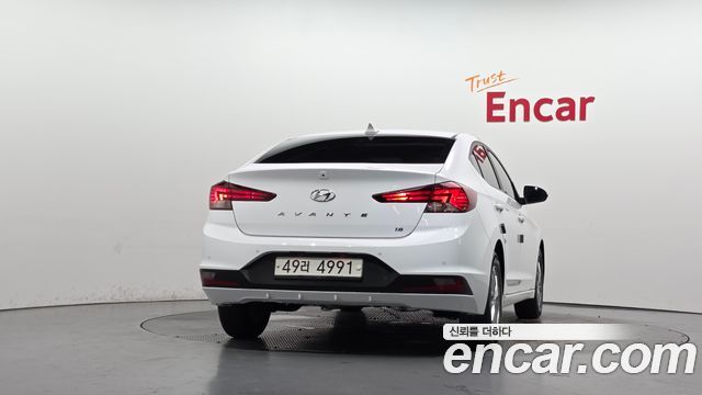 Hyundai AVANTE из Кореи Encar