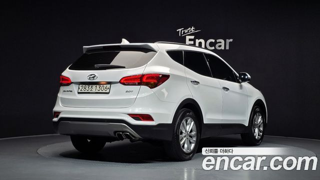 Hyundai Santafe Gasoline 2.0 Turbo 2WD Value Plus — пробег 125 104 км — фото 2 из 5