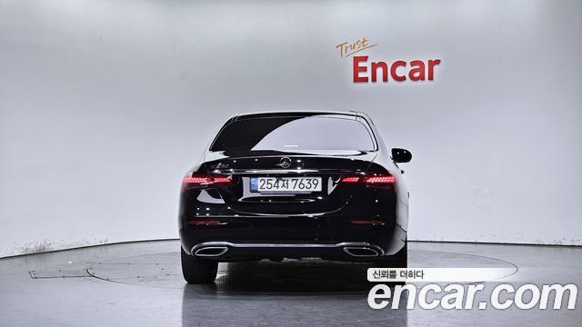 Mercedes-Benz E-Class из Кореи Encar