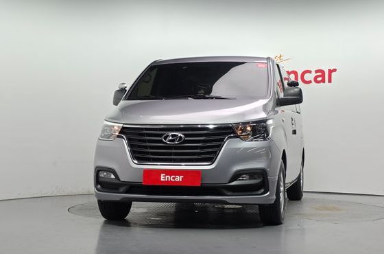 Hyundai Starex Van 3-Seater Smart — пробег 64 271 км — фото 3 из 5