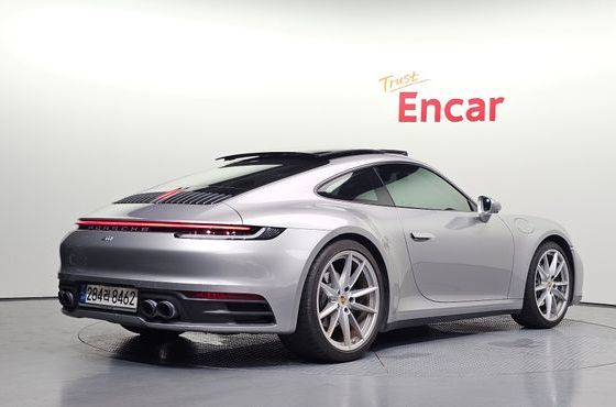 Porsche 911 Carrera 4 — пробег 29 656 км — фото 2 из 5
