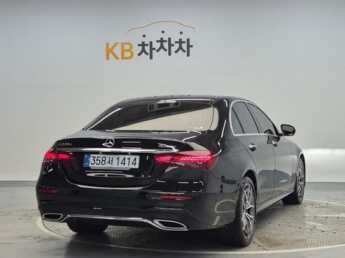 Mercedes-Benz E-Class E220d 4MATIC AMG Line — пробег 37 214 км — фото 2 из 5