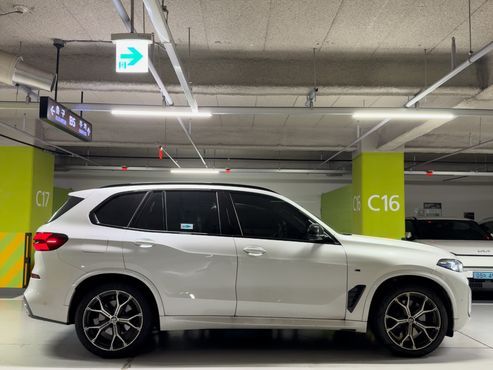 BMW X5 xDrive 40i M Sport — пробег 4 000 км — фото 3 из 5
