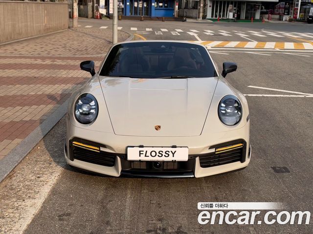 Porsche 911 Turbo S Cabriolet — пробег 15 220 км — фото 3 из 5