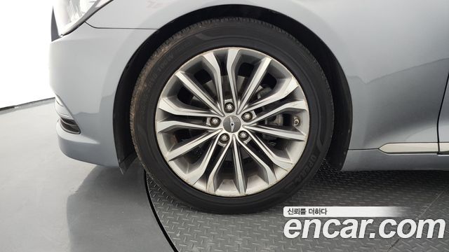 Hyundai Genesis из Кореи Encar