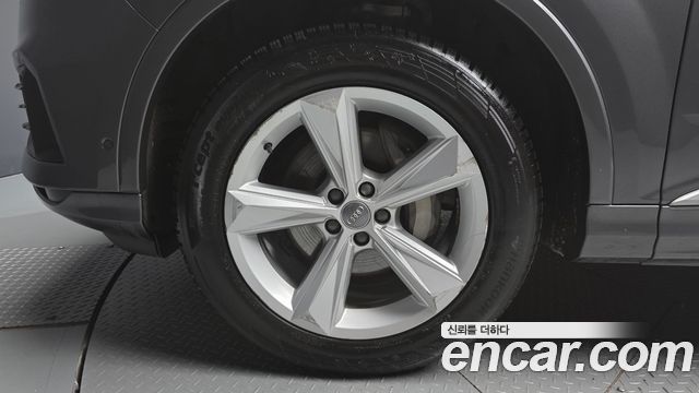 Audi Q7 из Кореи Encar