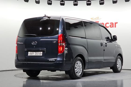 Hyundai Starex Van 5-Seater Smart — пробег 279 534 км — фото 2 из 5