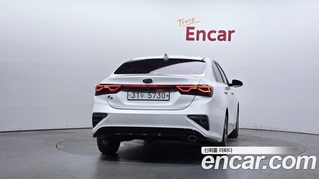 Kia K3 из Кореи Encar