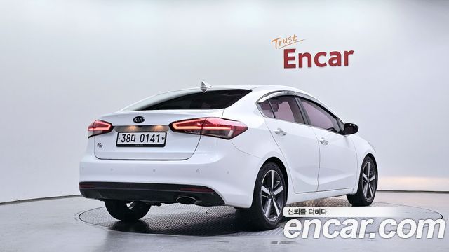 Kia K3 из Кореи Encar