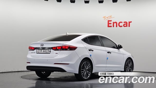 Hyundai AVANTE из Кореи Encar