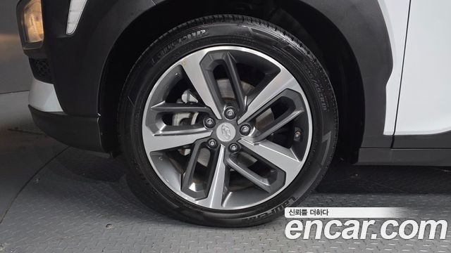 Hyundai Kona из Кореи Encar