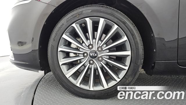 Kia K7 из Кореи Encar