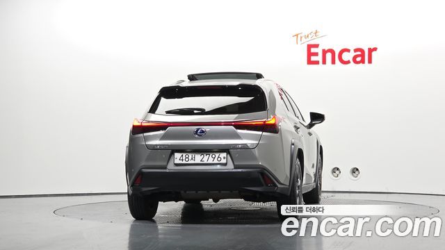 Lexus UX из Кореи Encar