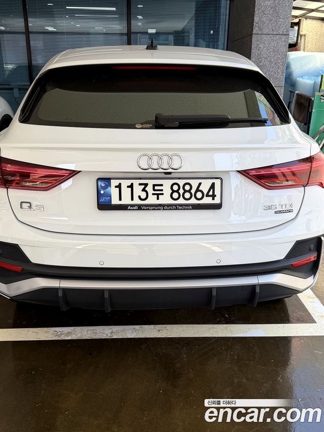 Audi Q3 35 TDI Quattro Premium Sportback — пробег 18 000 км — фото 4 из 5