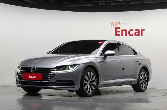 Volkswagen Arteon 2.0 TDI Premium — пробег 33 158 км — фото 1 из 5