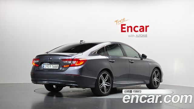 Honda Accord 2.0 Hybrid Touring — пробег 133 237 км — фото 2 из 5